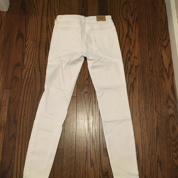 white abercrombie & fitch skinny jeans - Picture 3 of 5